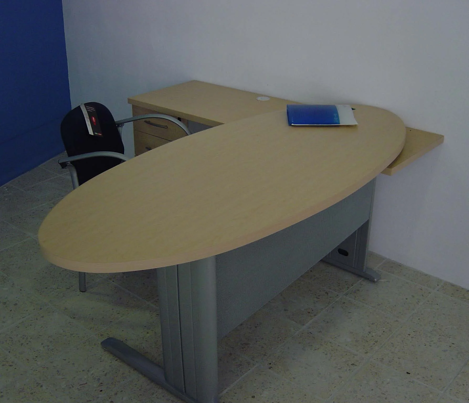 Oficinas ejecutivas en Molduras y Escayolas. Fotografía 2.